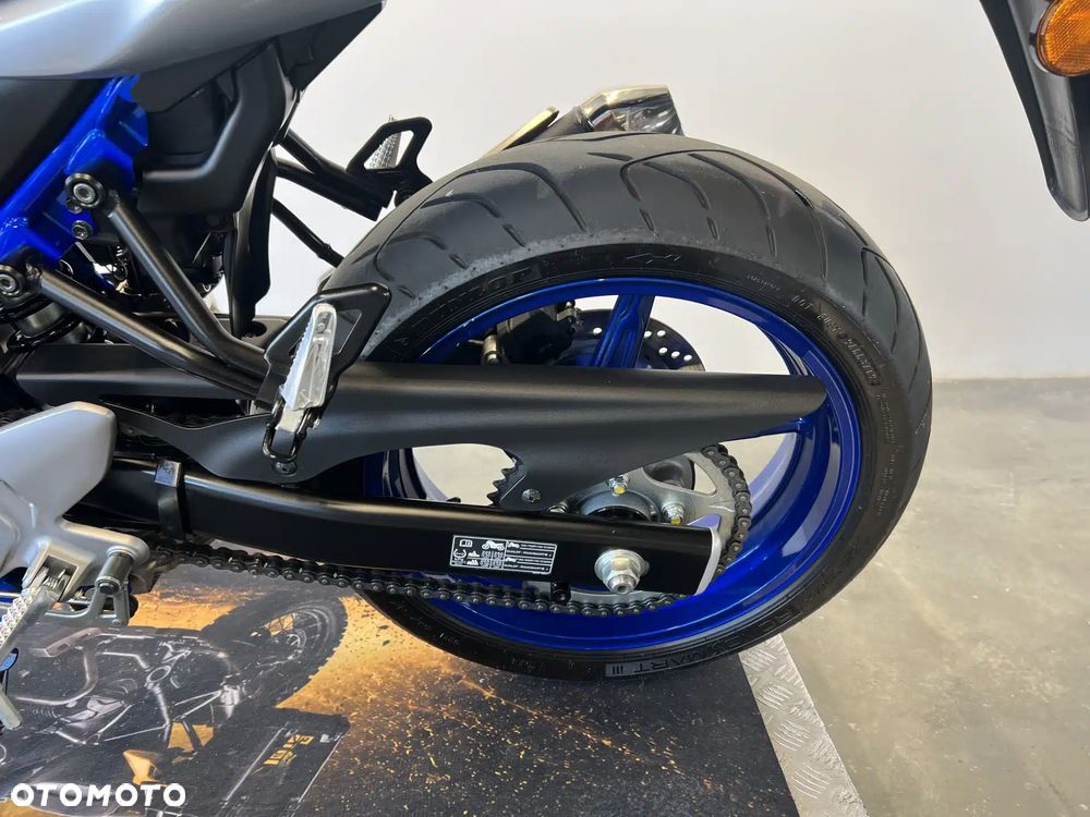 Suzuki SV - 17