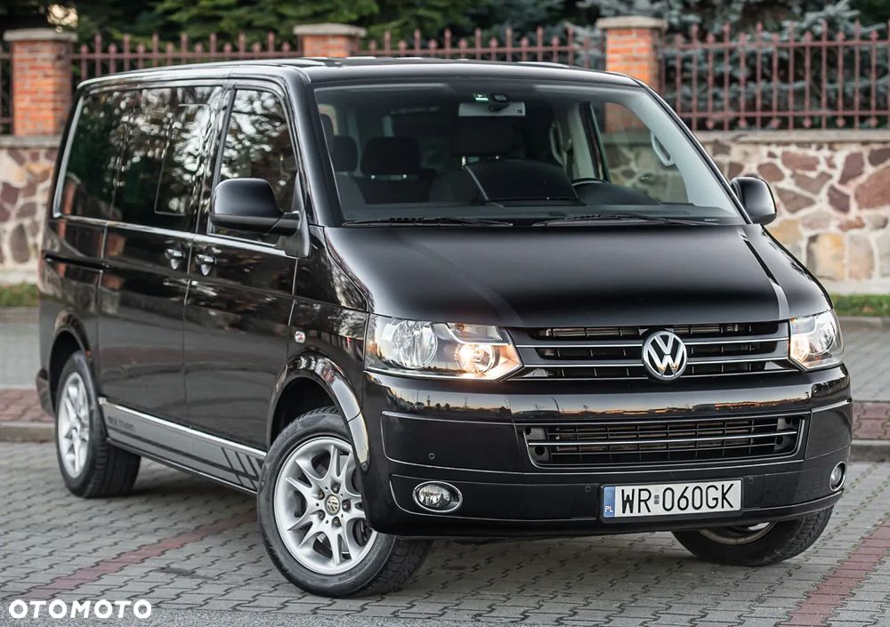 Volkswagen Multivan - 1