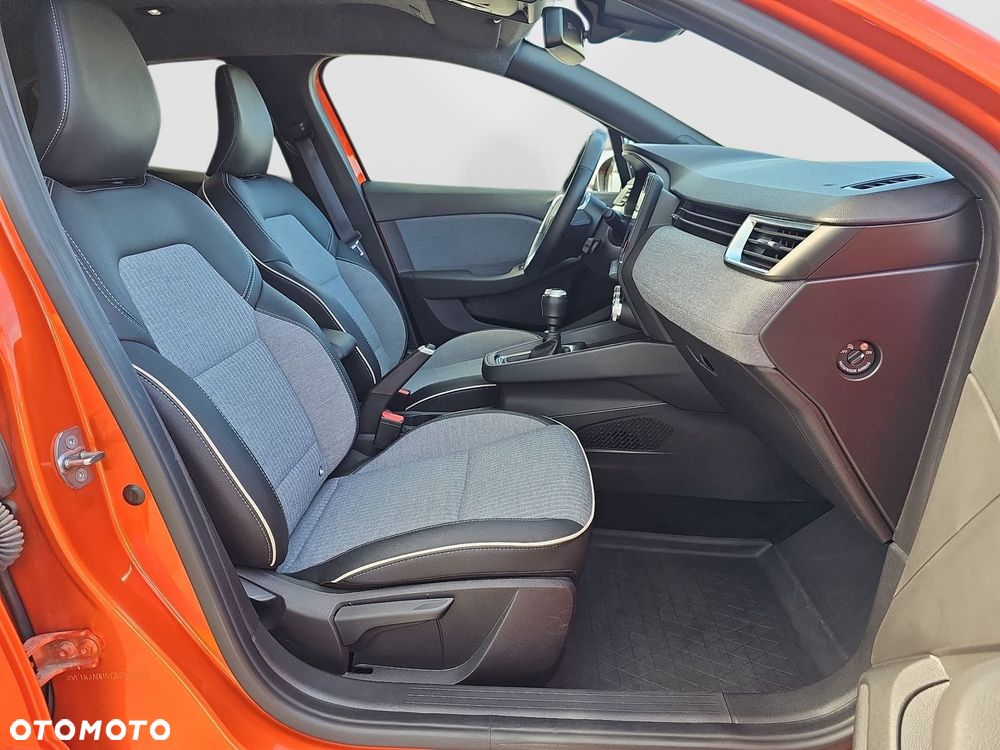 Renault Clio 1.0 TCe Techno - 13