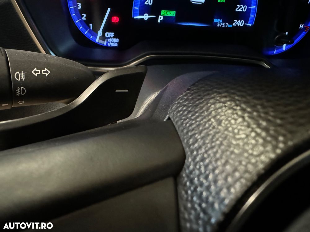 Toyota Corolla 2.0 Hybrid GR Sport - 19