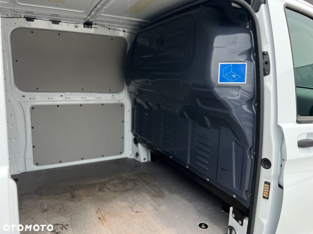 Mercedes-Benz VITO - 14