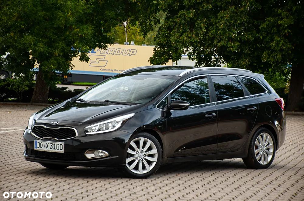Kia Ceed 1.6 GDI ISG SW Platinum Edition - 8