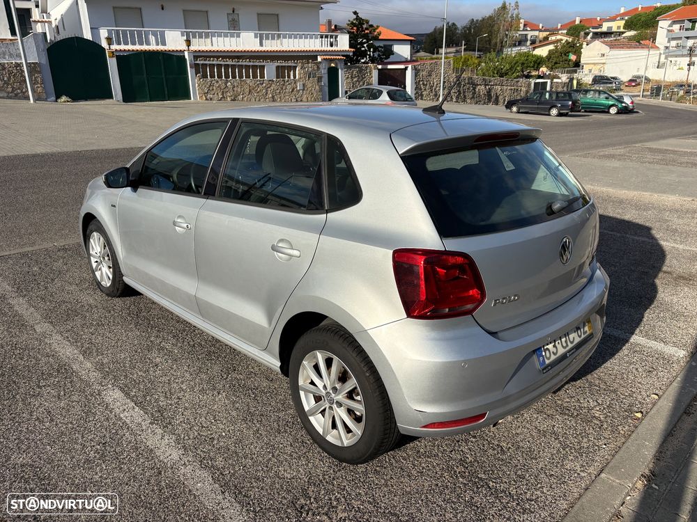 Volkswagen Polo 2015 photo 2