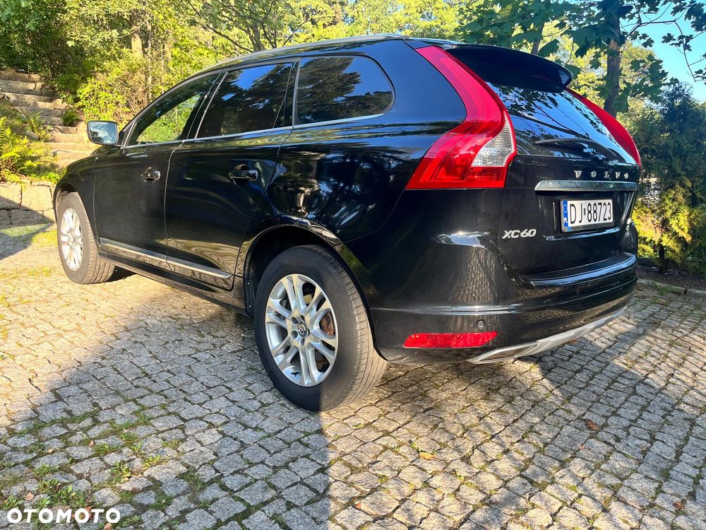 Volvo XC 60 D5 AWD Summum - 4