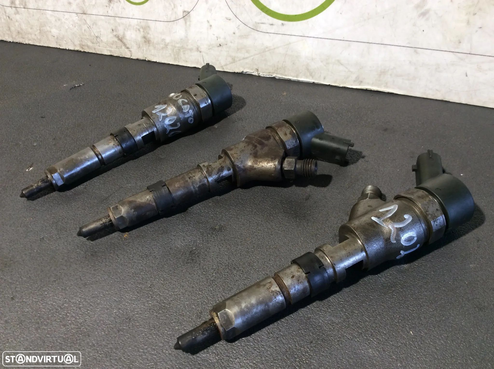 Injetores Fiat Ducato 2.0 JTD ano 2004   0445110076 - 1