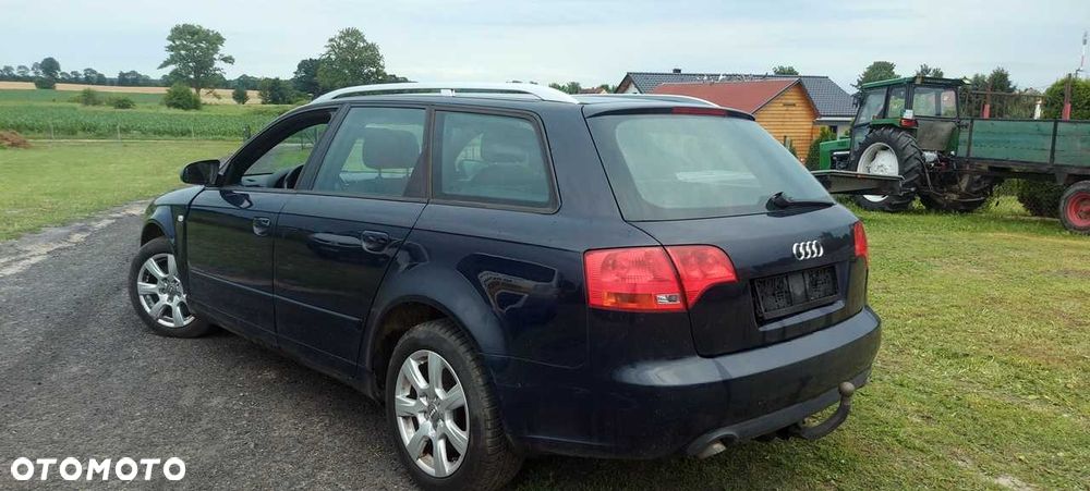 Audi A4 Avant - 4
