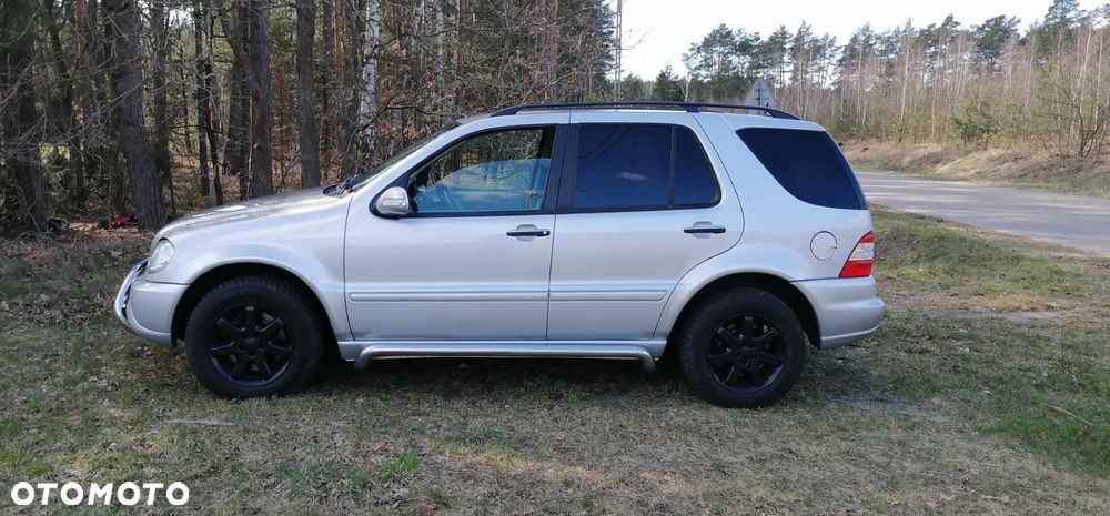 Mercedes-Benz ML - 14