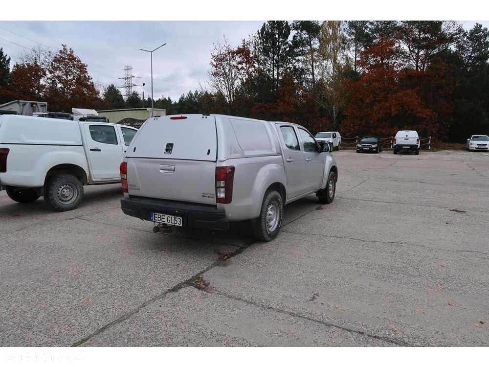 Isuzu D-Max - 6