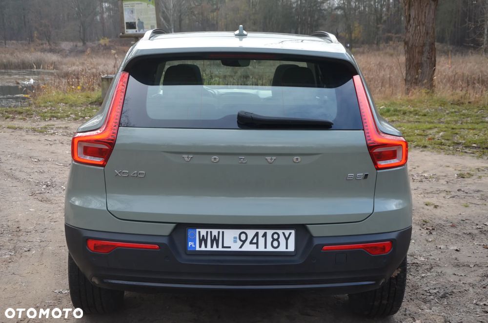 Volvo XC 40 B5 B AWD Ultimate Dark - 11