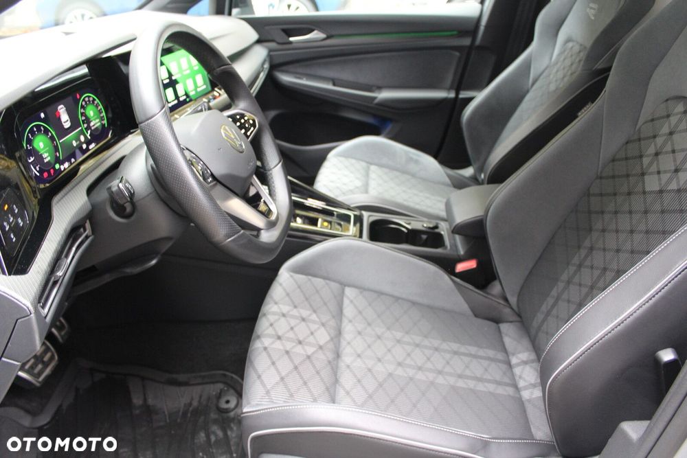 Volkswagen Golf 1.5 eTSI EVO R-Line DSG - 13