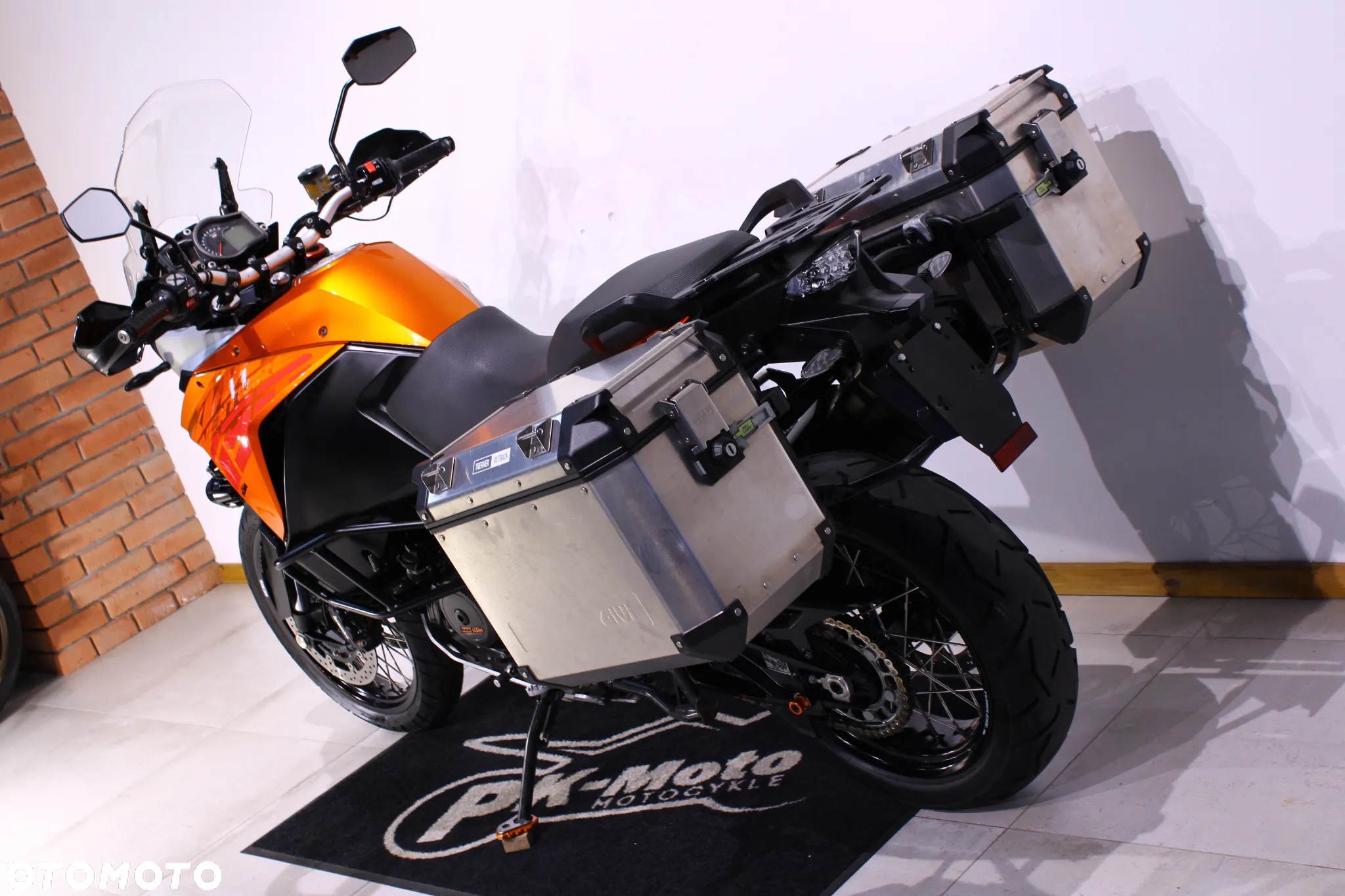 KTM Adventure - 6