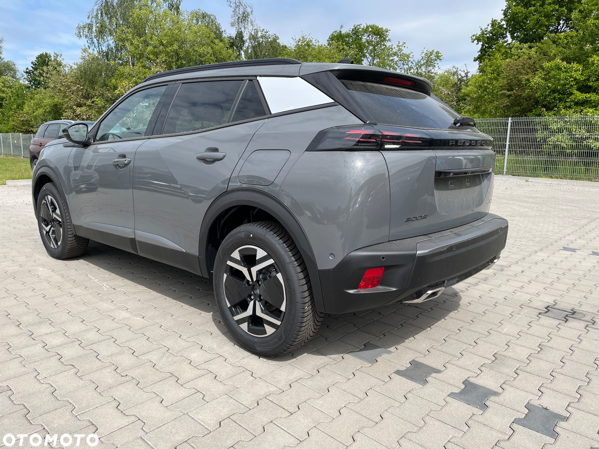 Peugeot 2008 PureTech mHEV Allure e-DCS6 - 4