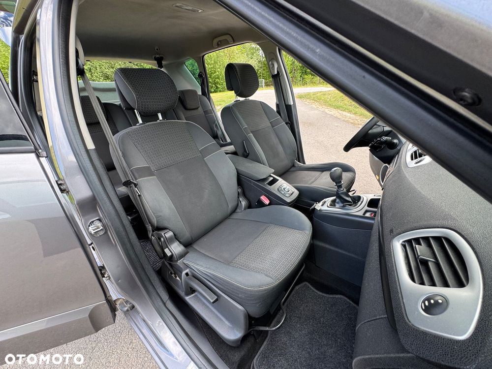 Renault Scenic - 21