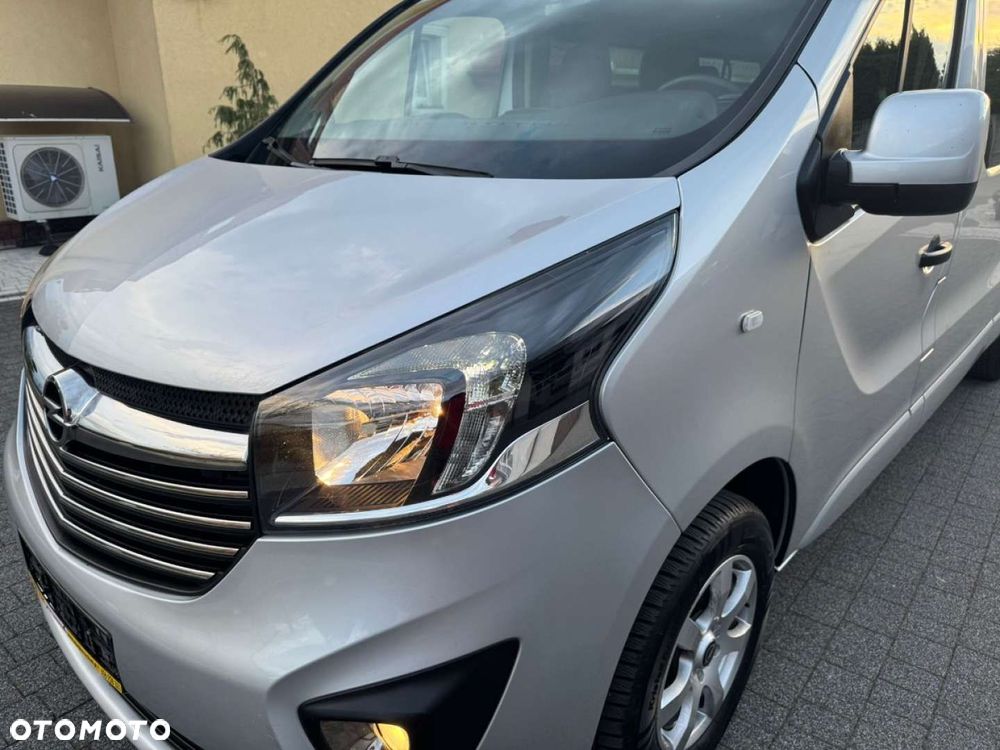 Opel Vivaro - 18