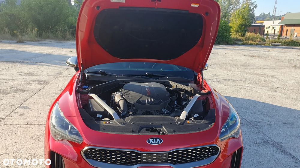 Kia Stinger 3.3 T-GDI V6 GT AWD - 20
