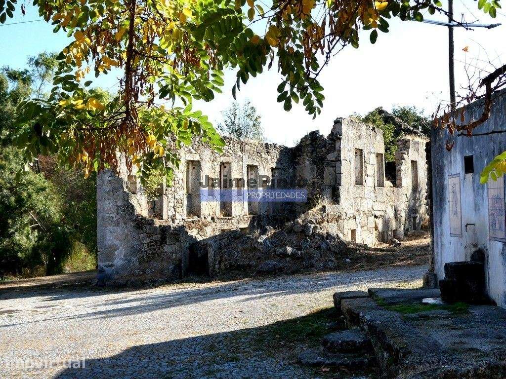 Ruína, ex-casa, 161m2, para restauro, Sabugal, Cró. Portugal, Guard... - Grande imagem: 3/7