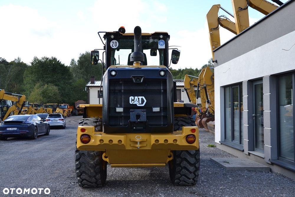 Caterpillar CAT 926 M - 8