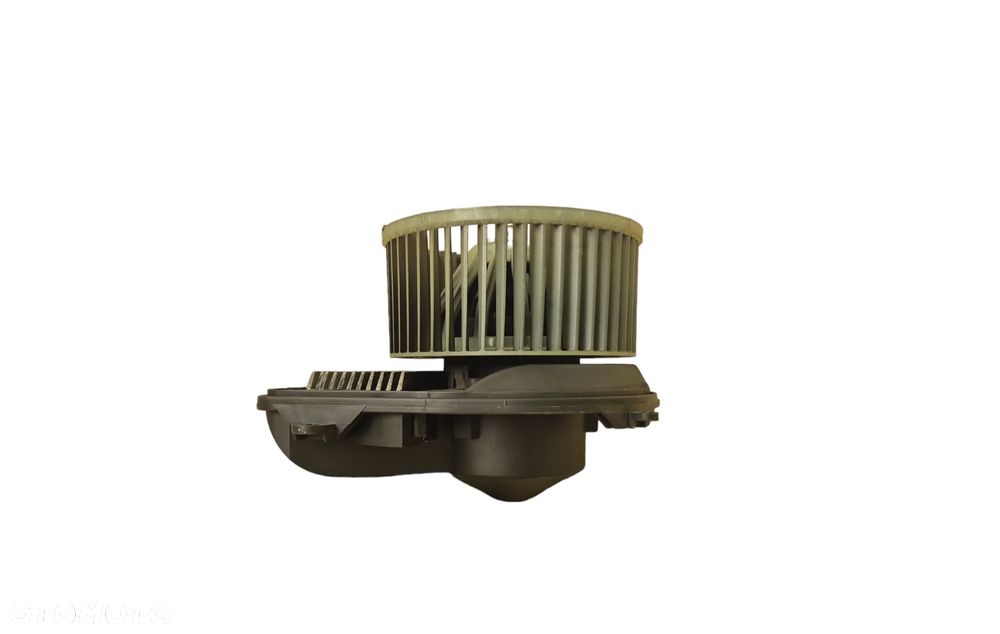 DMUCHAWA WENTYLATOR NAWIEWU KABINOWY VW PASSAT B5 PRZEDLIFT 8D1820021 - 4