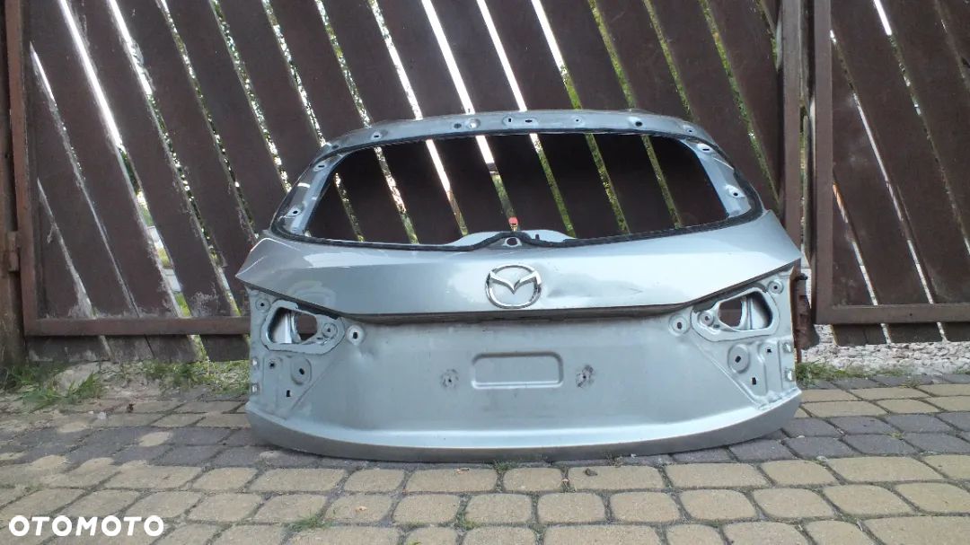 Klapa bagażnika Mazda 3 BM - 1