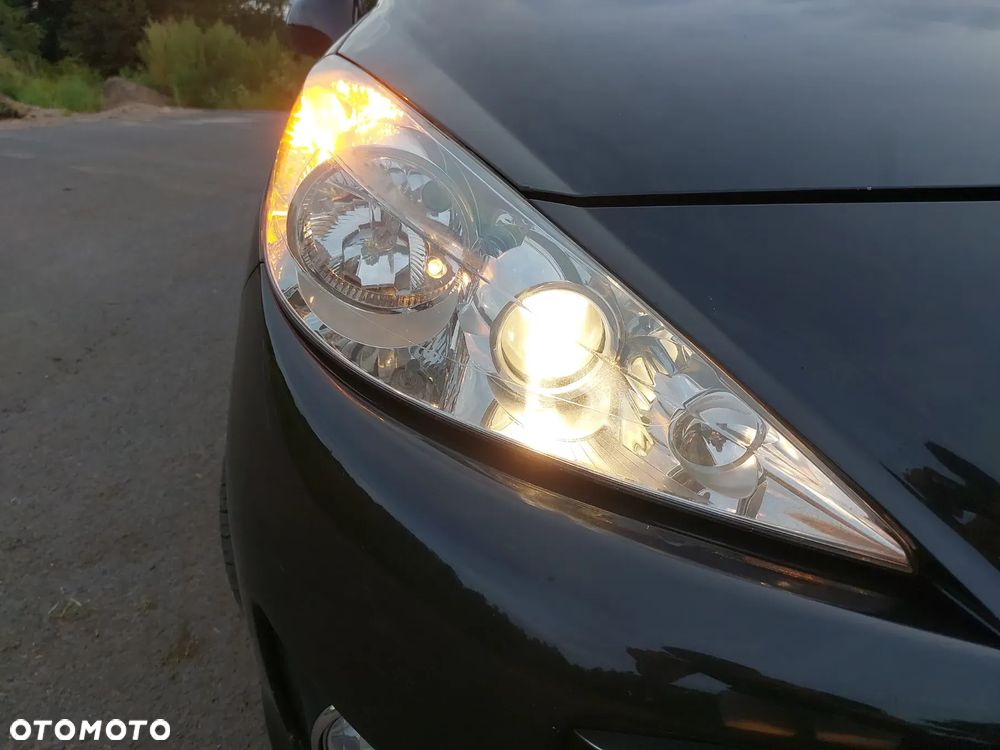 Peugeot 207 CC 1.6 Intense - 20