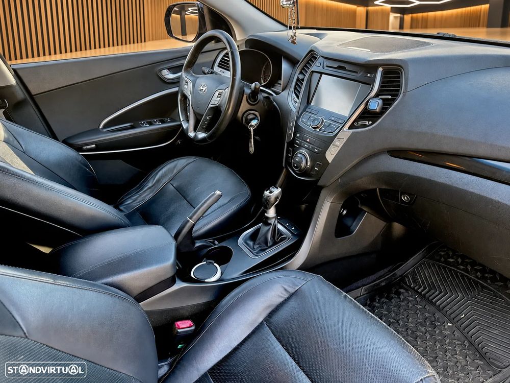 Hyundai Santa Fe 2.2 CRDi Executive 7L - 14