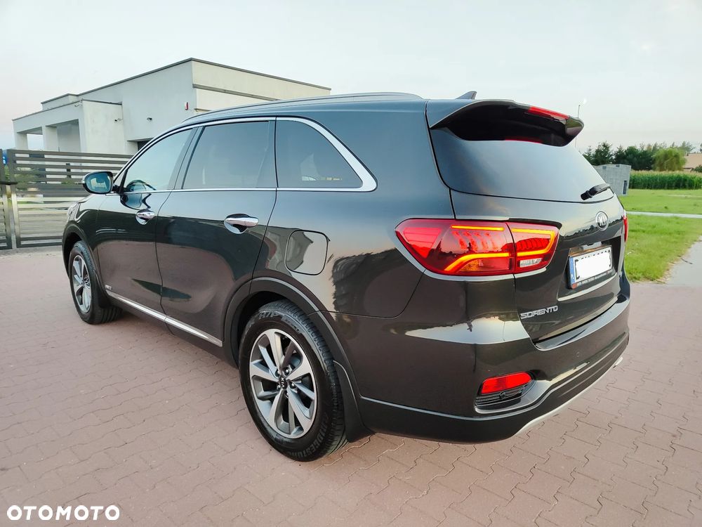 Kia Sorento 2.0 CRDI L - 12