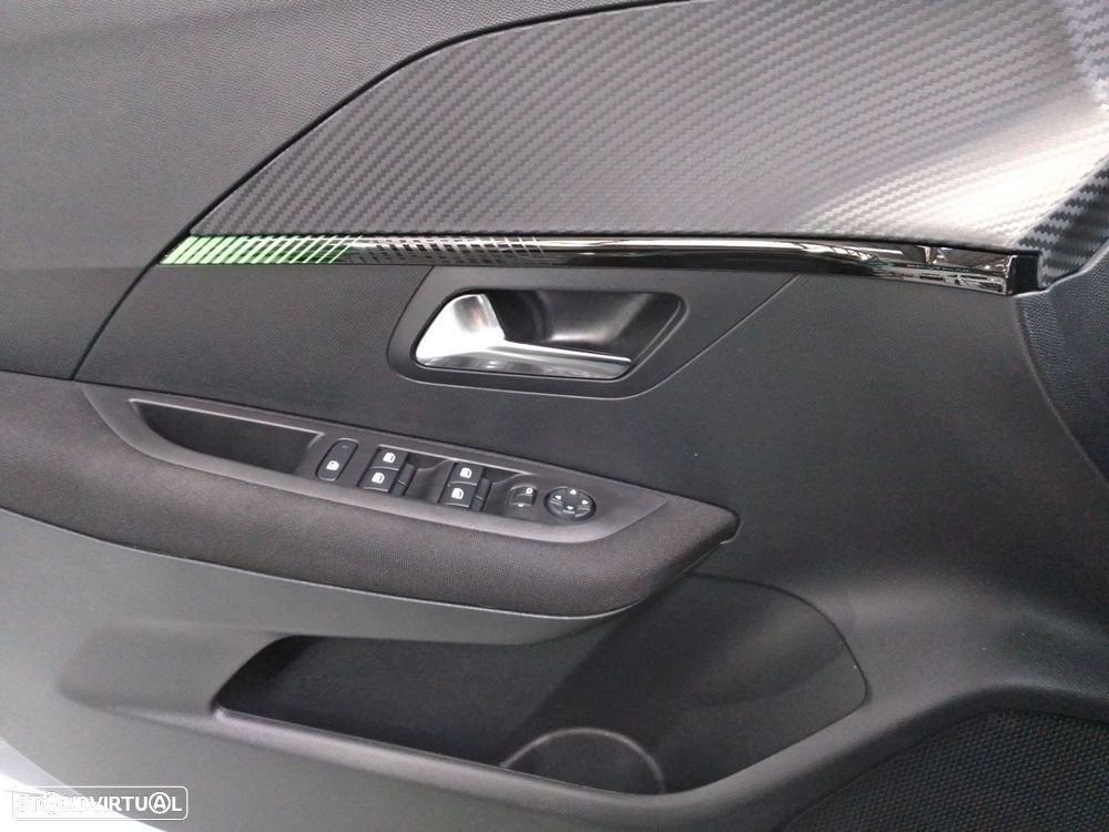 Peugeot 208 1.2 PureTech Active - 22
