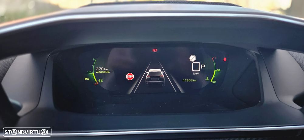 Peugeot 2008 1.2 PureTech GT Pack EAT8 - 17