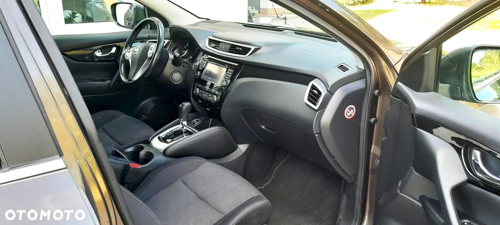 Nissan Qashqai - 22