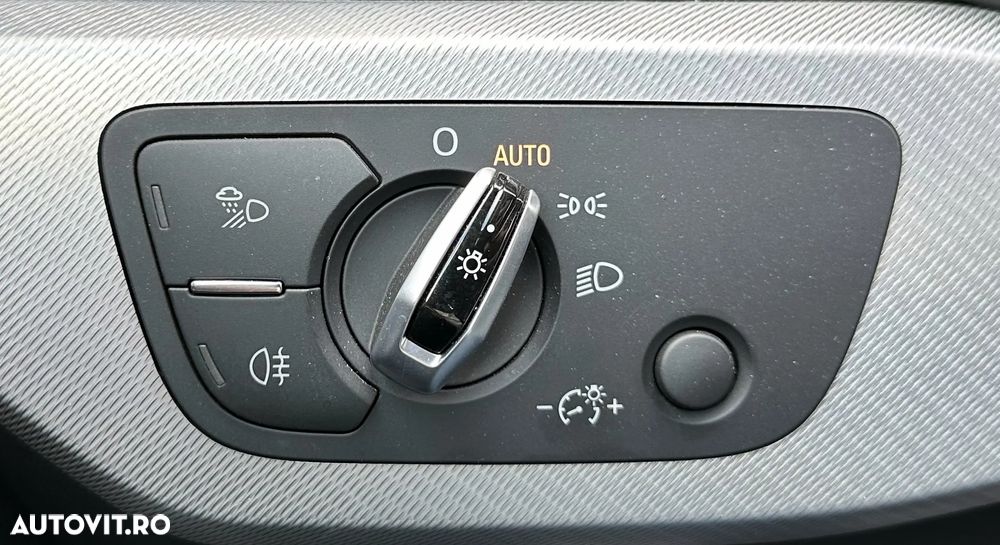 Audi A4 2.0 TDI DPF multitronic S line Sportpaket - 35