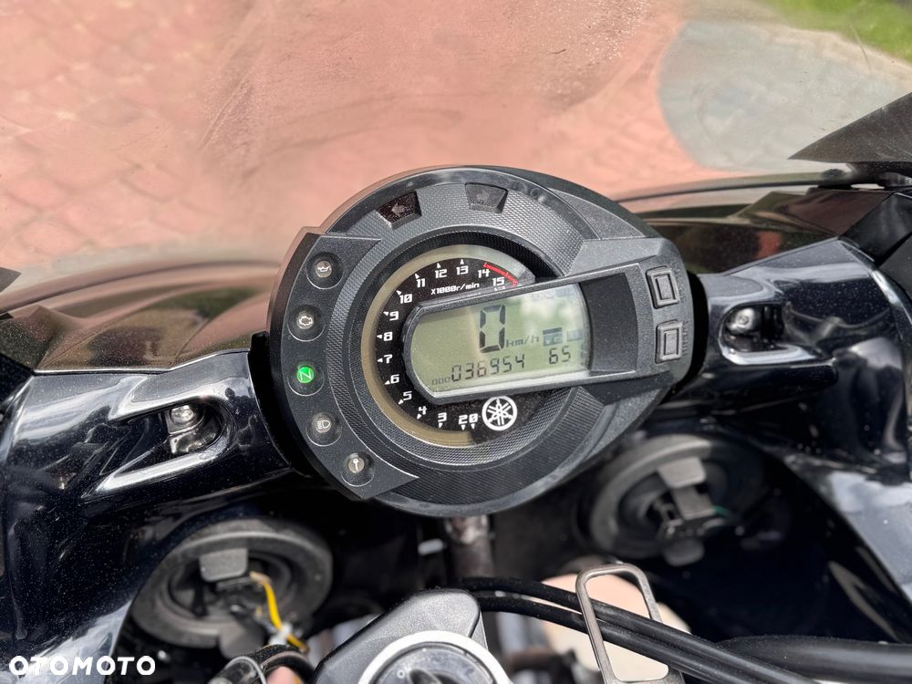 Yamaha FZ6 - 25