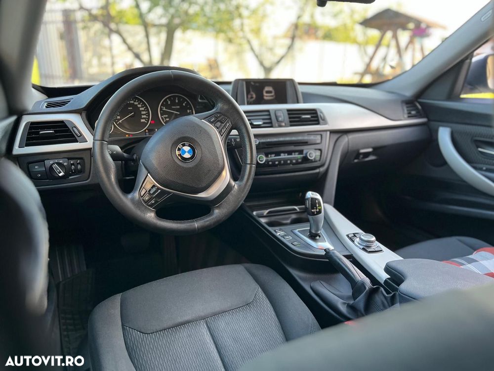 BMW Seria 3 320d Aut. Advantage - 9