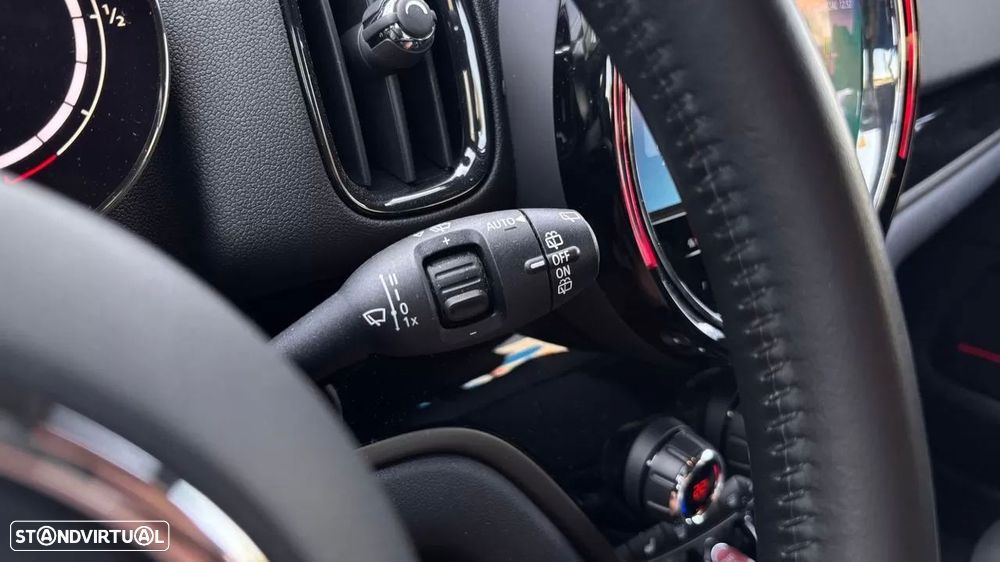 MINI Countryman Cooper Classic Auto - 11