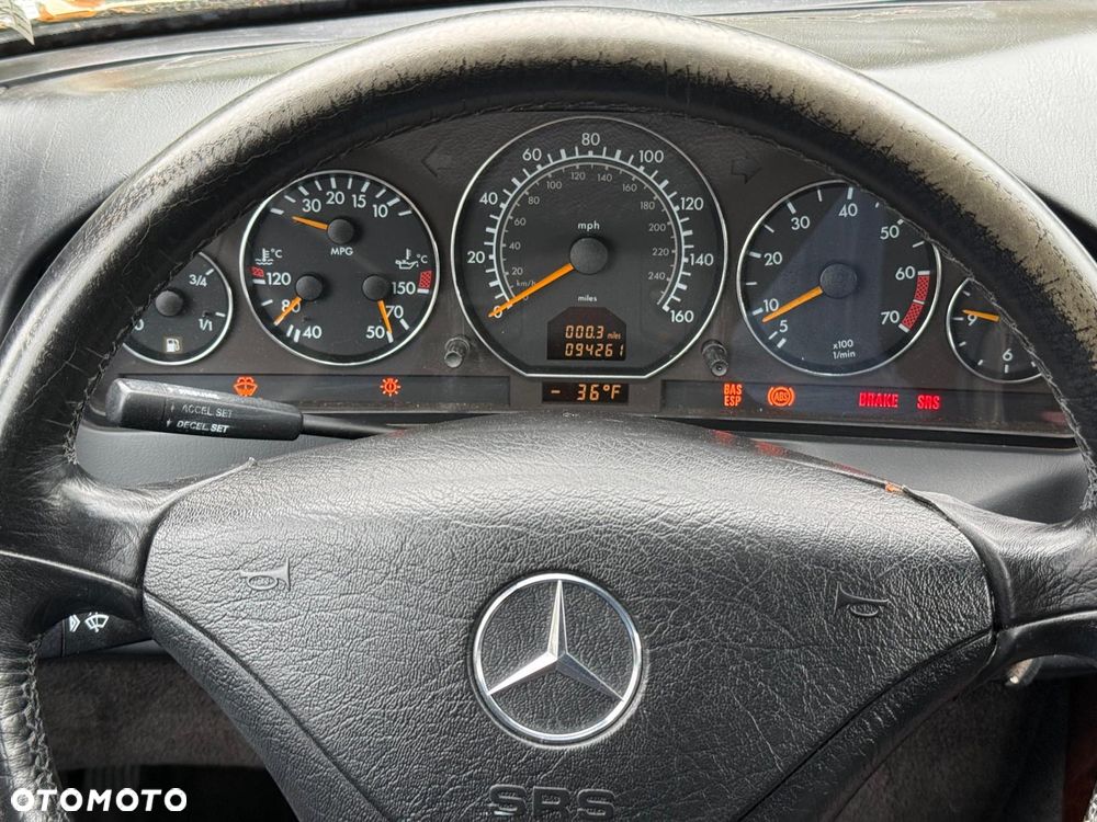 Mercedes-Benz SL 500 - 16