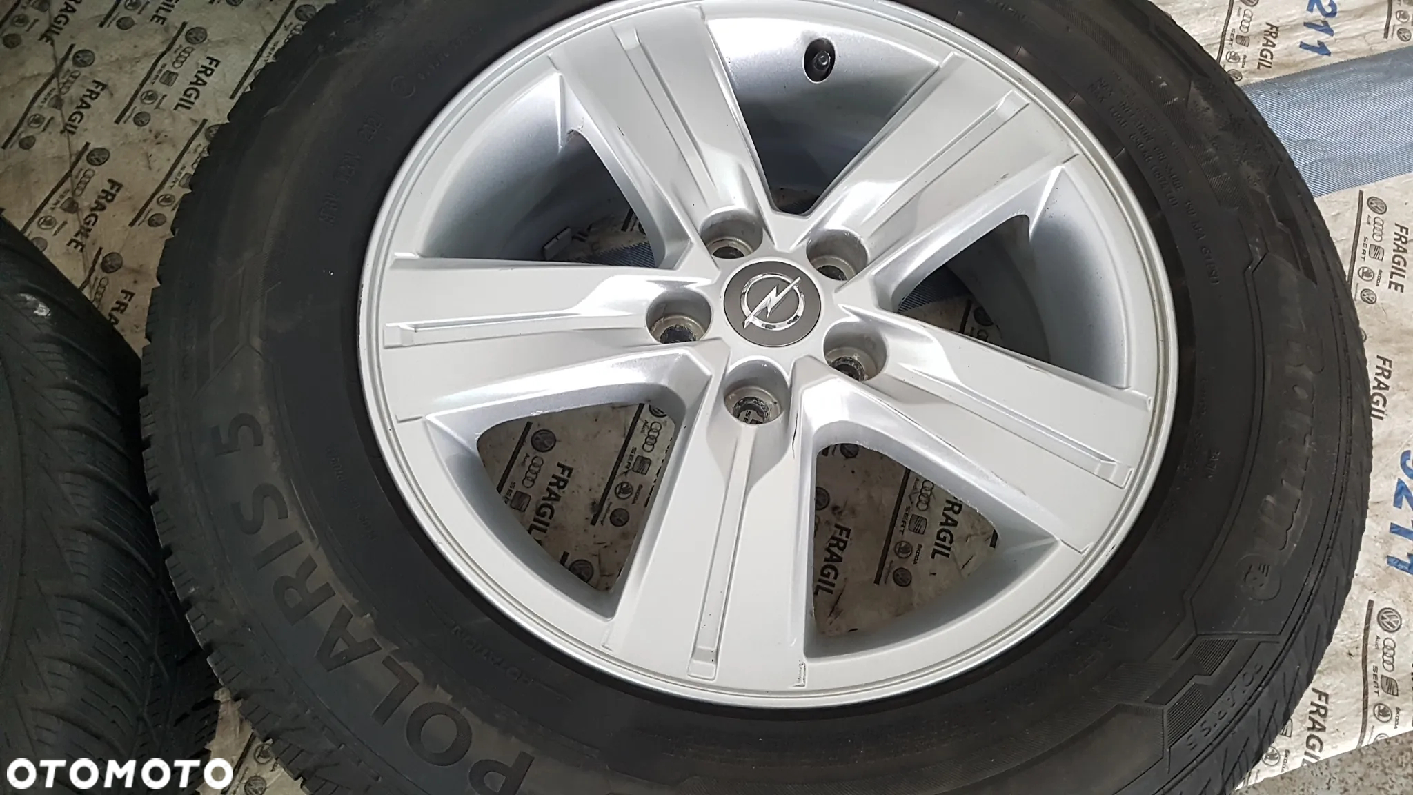 KOŁA ZIMOWE Z CZUJNIKAMI TMPS OPEL MOKKA TRAX  5X105  6,5JX16  215/65R16  215/65/16 - 17