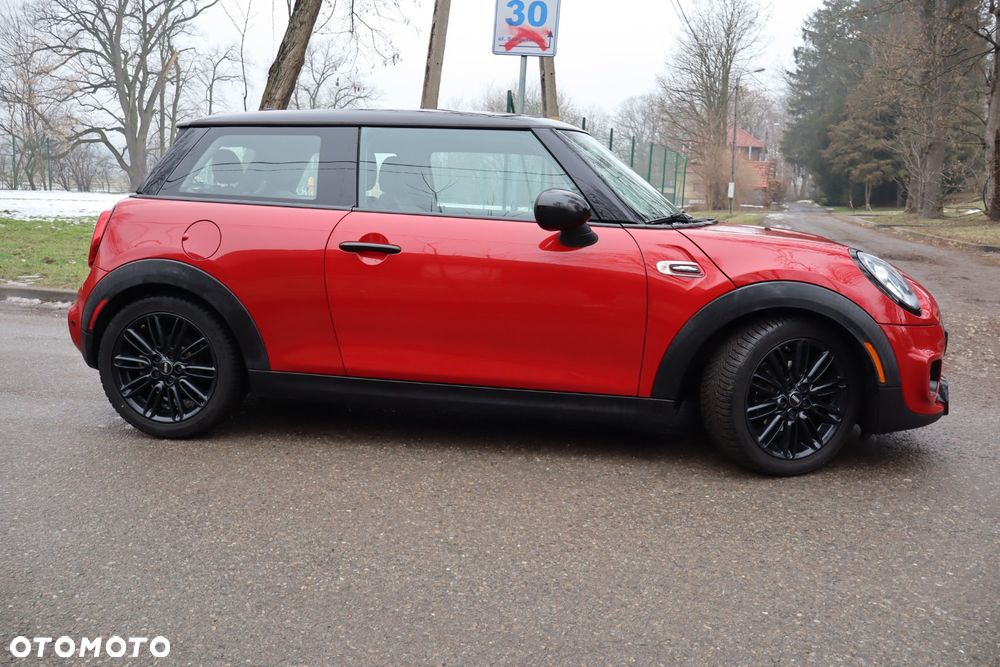 MINI Cooper Standard - 2