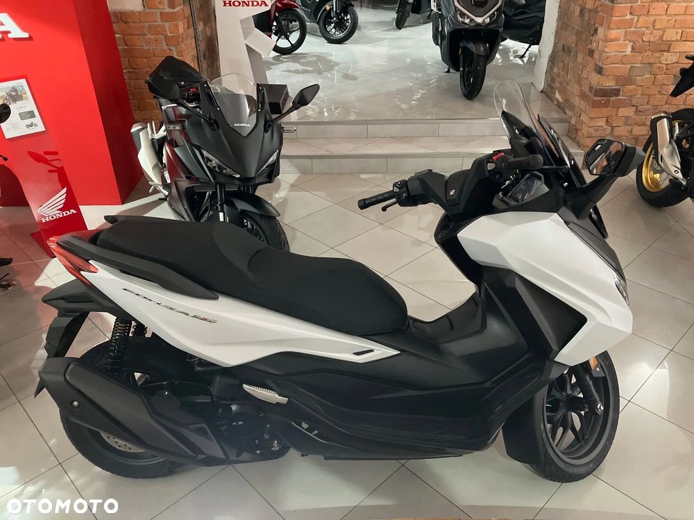 Honda NSS - 2