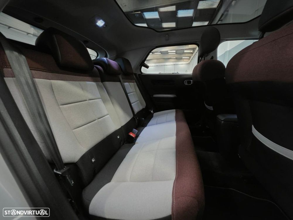 Citroën C4 Cactus 1.2 PureTech Shine EAT6 - 15