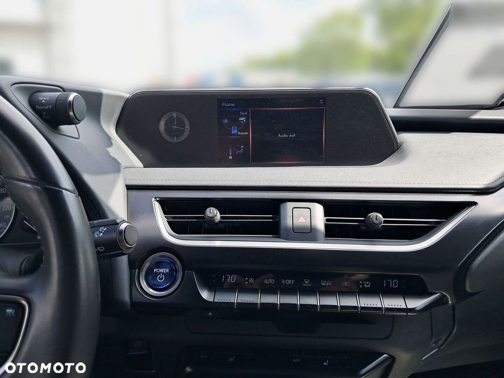 Lexus UX 250h GPF Business Edition 2WD - 18