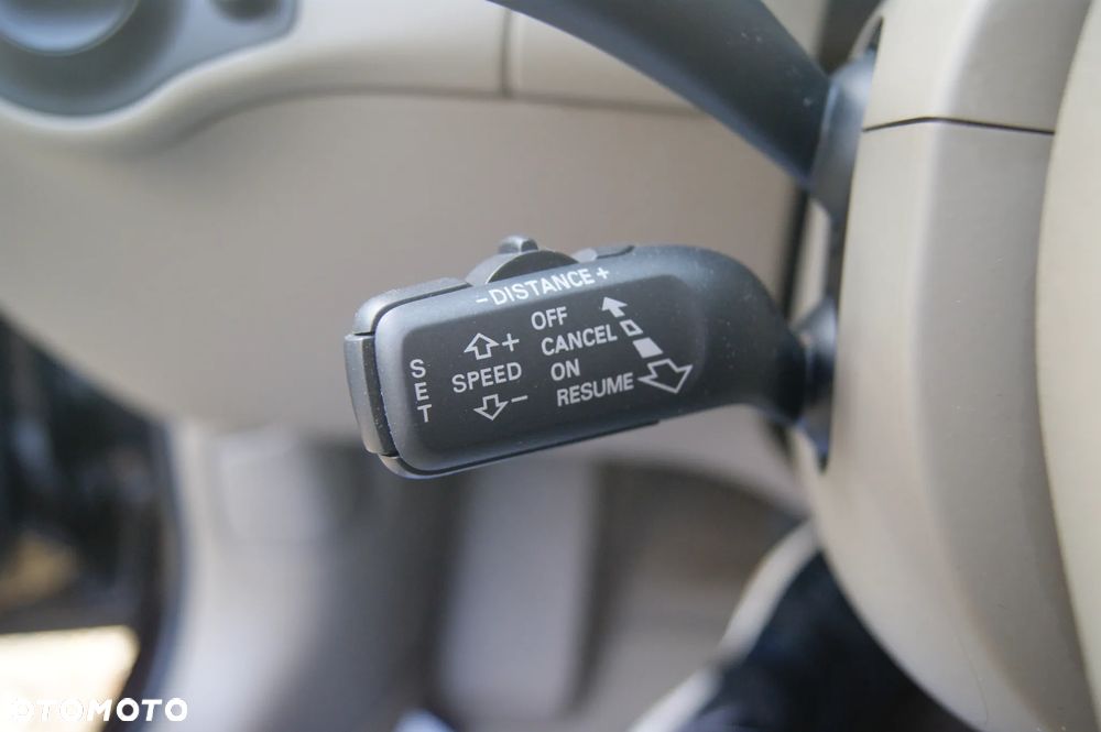 Audi A4 Avant 3.0 TDI DPF quattro S tronic Ambiente - 24