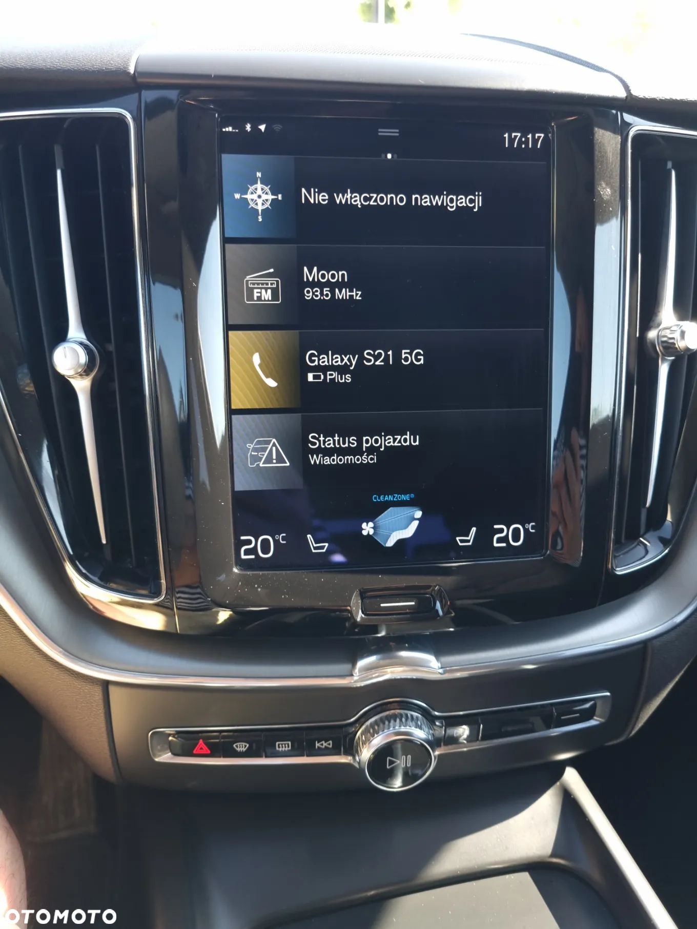 Volvo XC 60 B4 B Momentum - 11