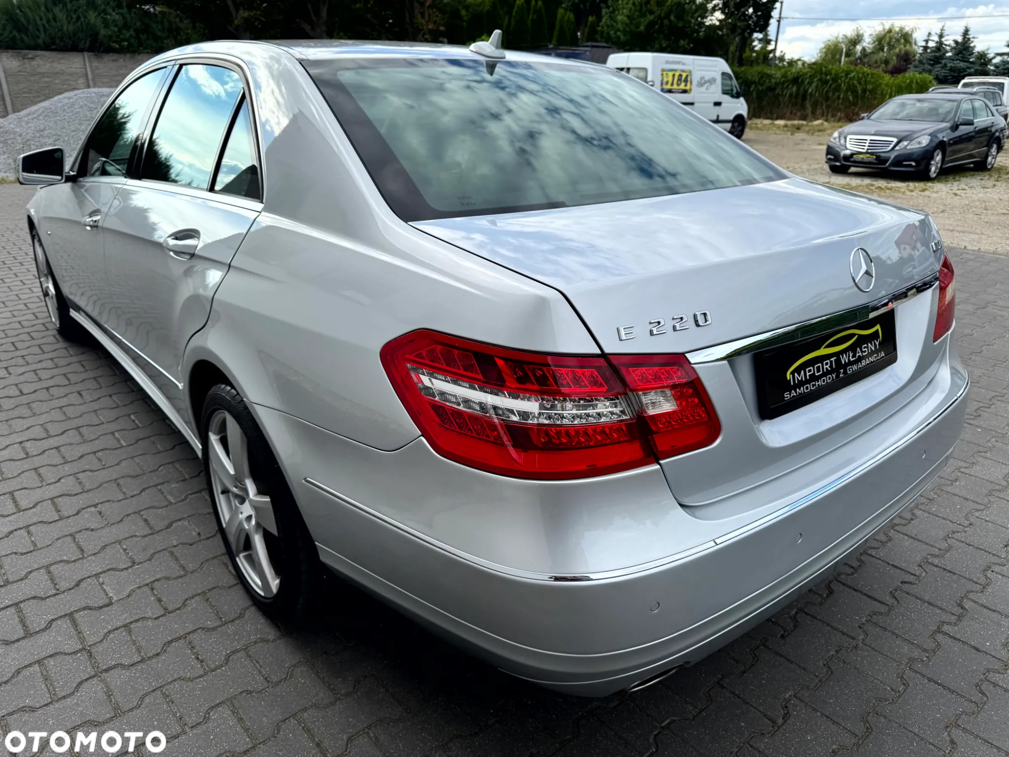 Mercedes-Benz Klasa E 220 CDI 7G-TRONIC Avantgarde - 37