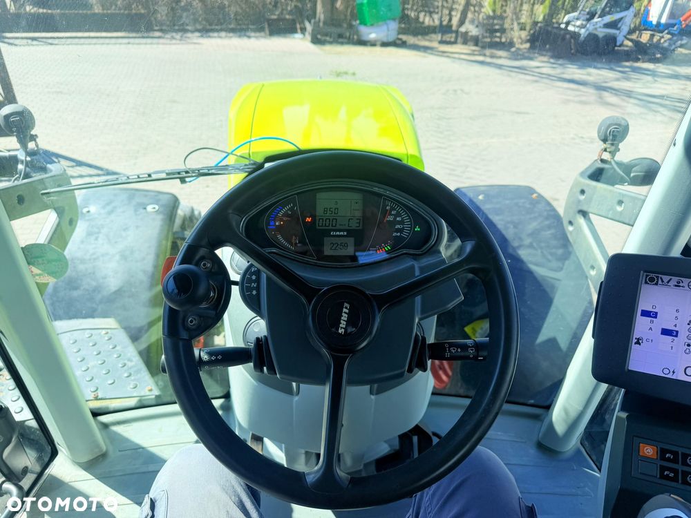 Claas Axion 830 CEBIS - 17