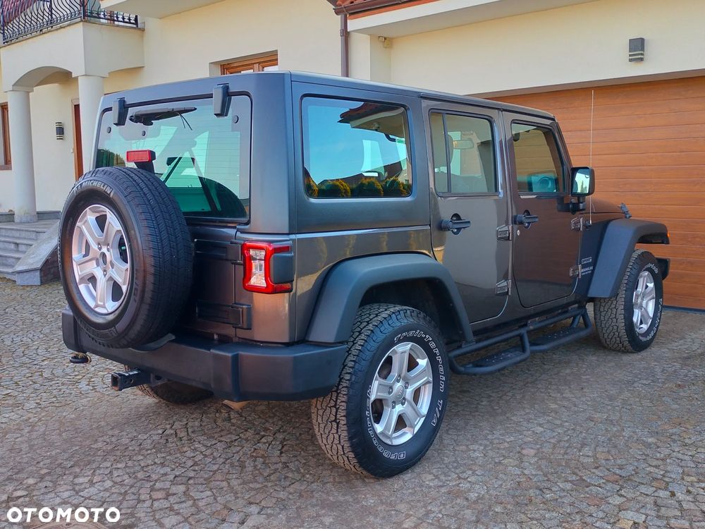 Jeep Wrangler Unlimited 3.6 Automatik X - 3