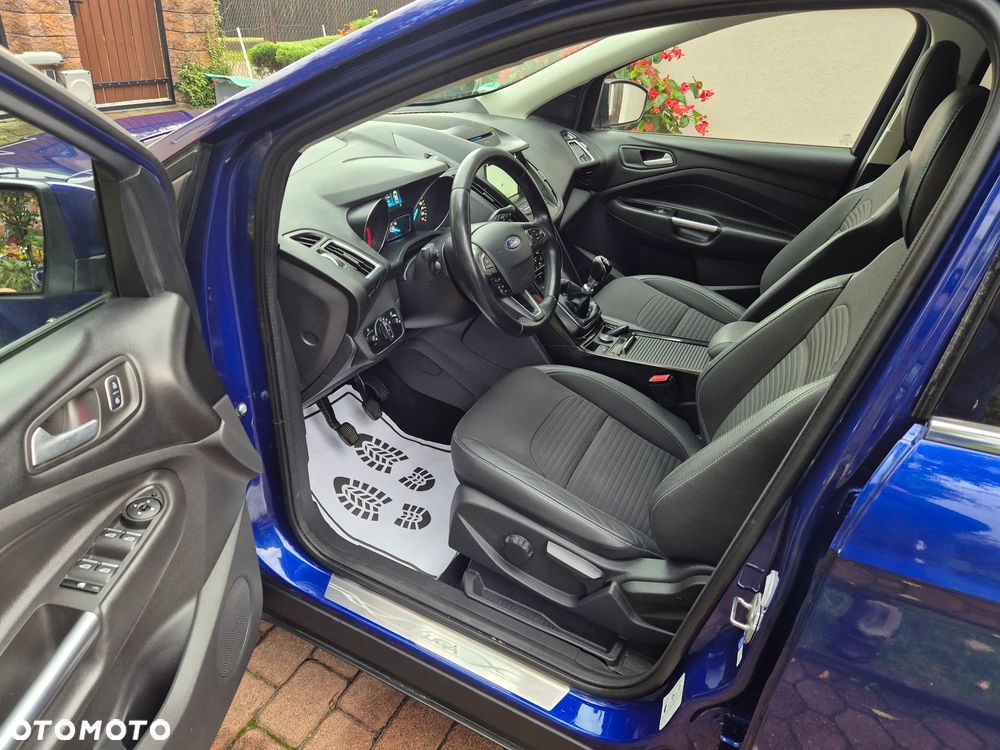 Ford Kuga 2.0 TDCi 2x4 Titanium - 13