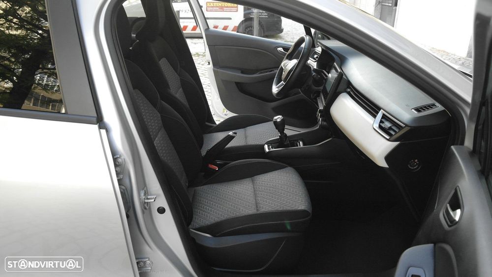 Renault Clio 1.0 TCe Limited - 26
