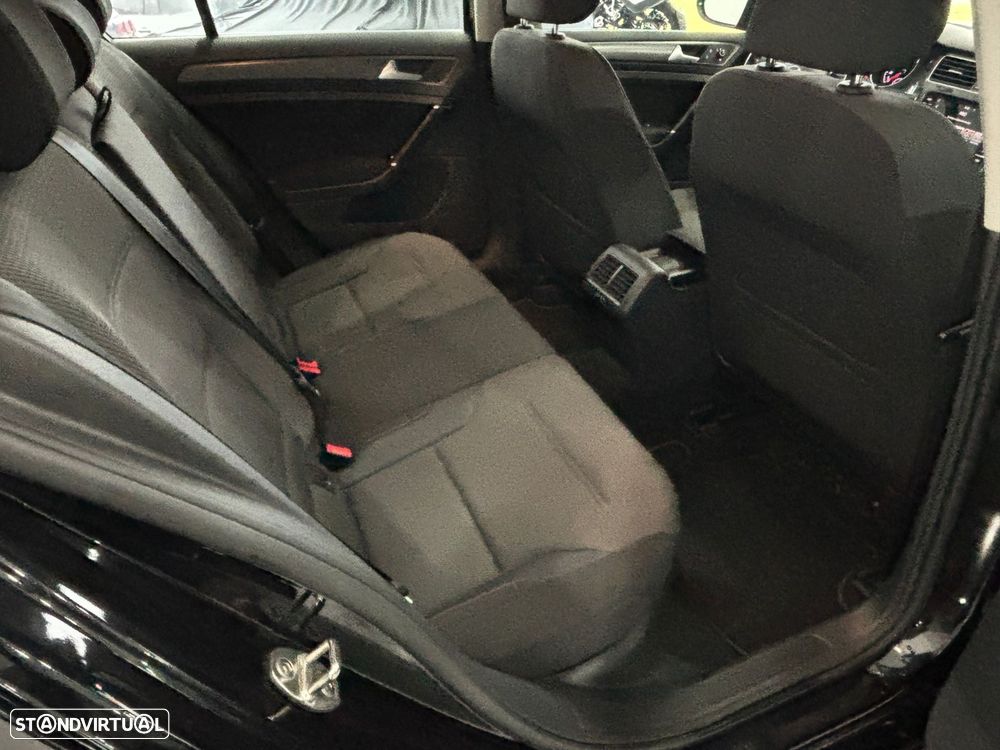 VW Golf 1.6 TDI Stream - 11