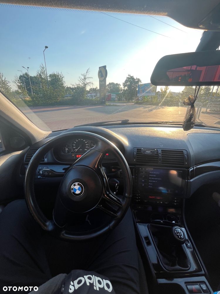 BMW Seria 3 320d - 4