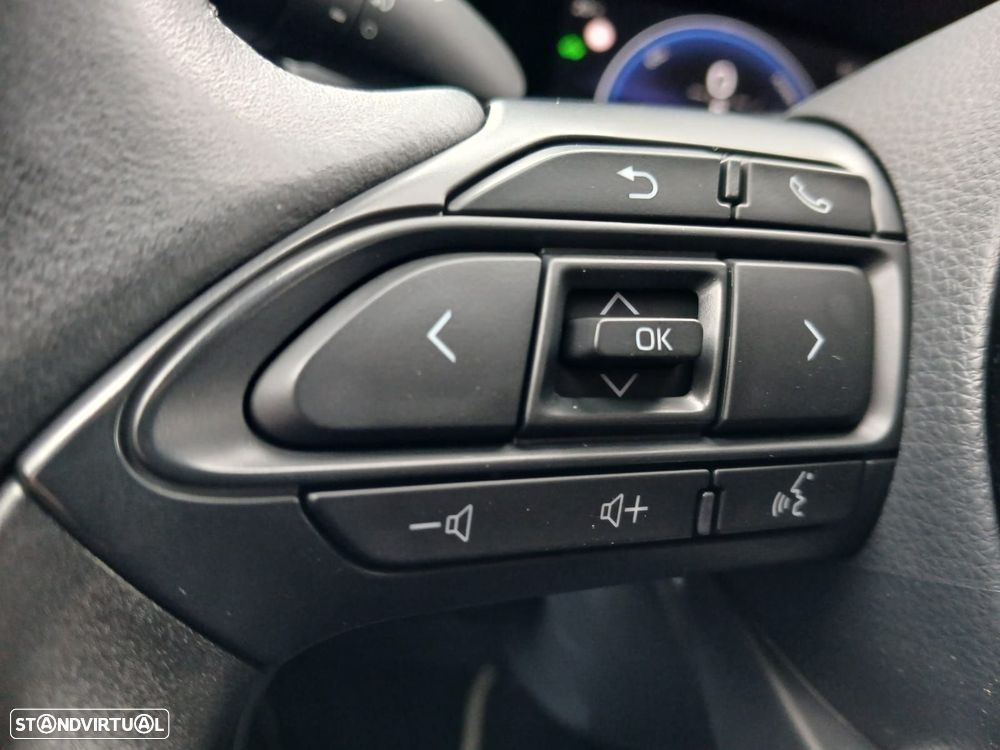 Toyota Yaris Cross 1.5 HDF Comfort Plus - 16