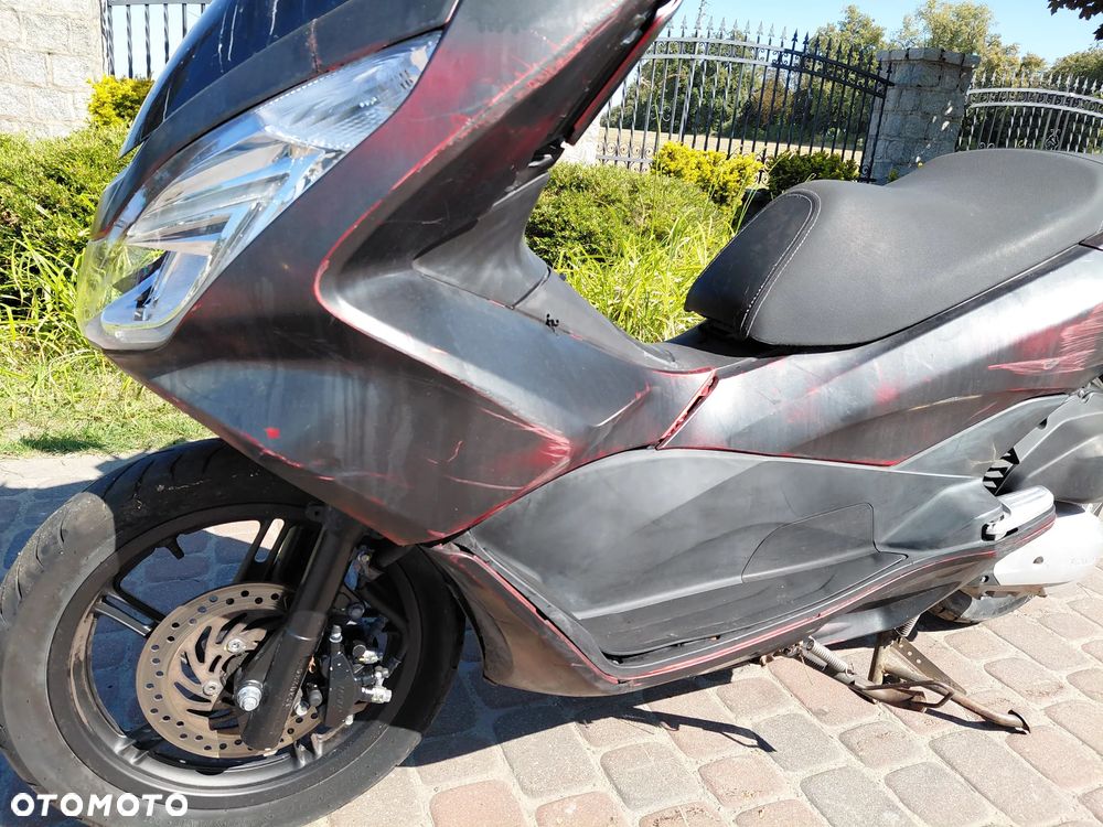 Honda PCX - 10
